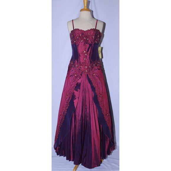 Dollar Fashion Dresses & Skirts - Dollar Fashion #6031 Layered Taffeta and Lace Prom Gown - Size S- PLUM-NEW